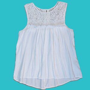 Max Studio Lace White Sleeveless Blouse Size M Preowned